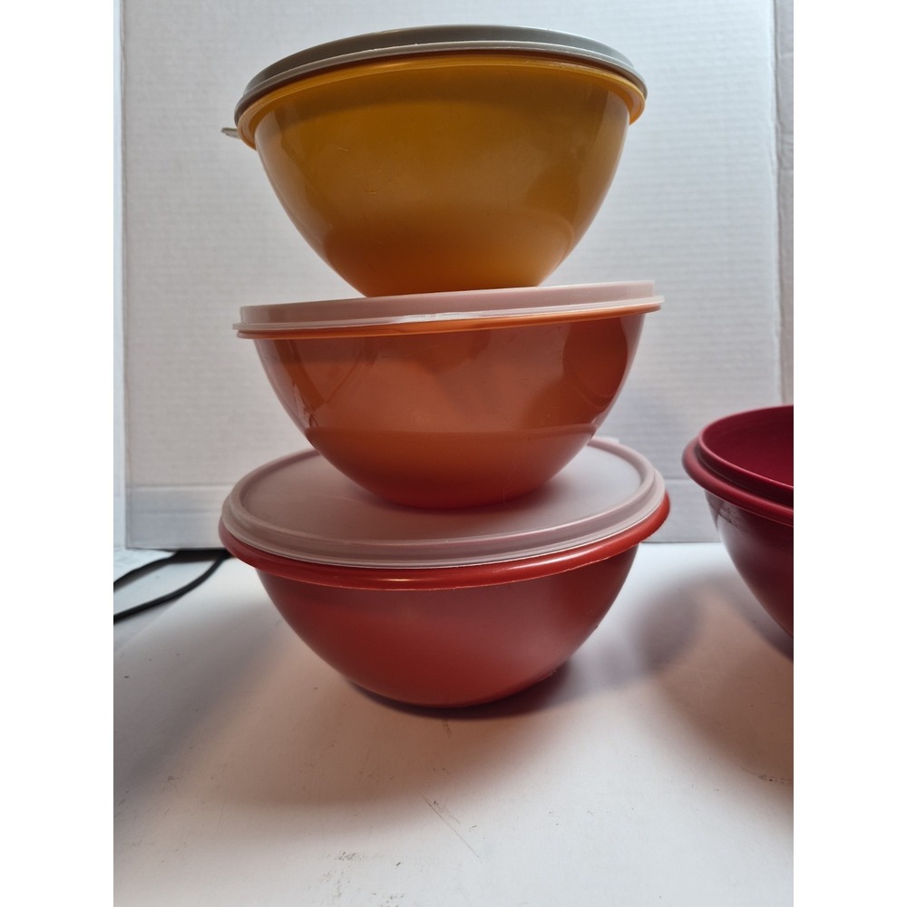 TUPPERWARE Nesting Bowl Set of 4 Harvest Colors w/ 3 Lids VINTAGE made In USA